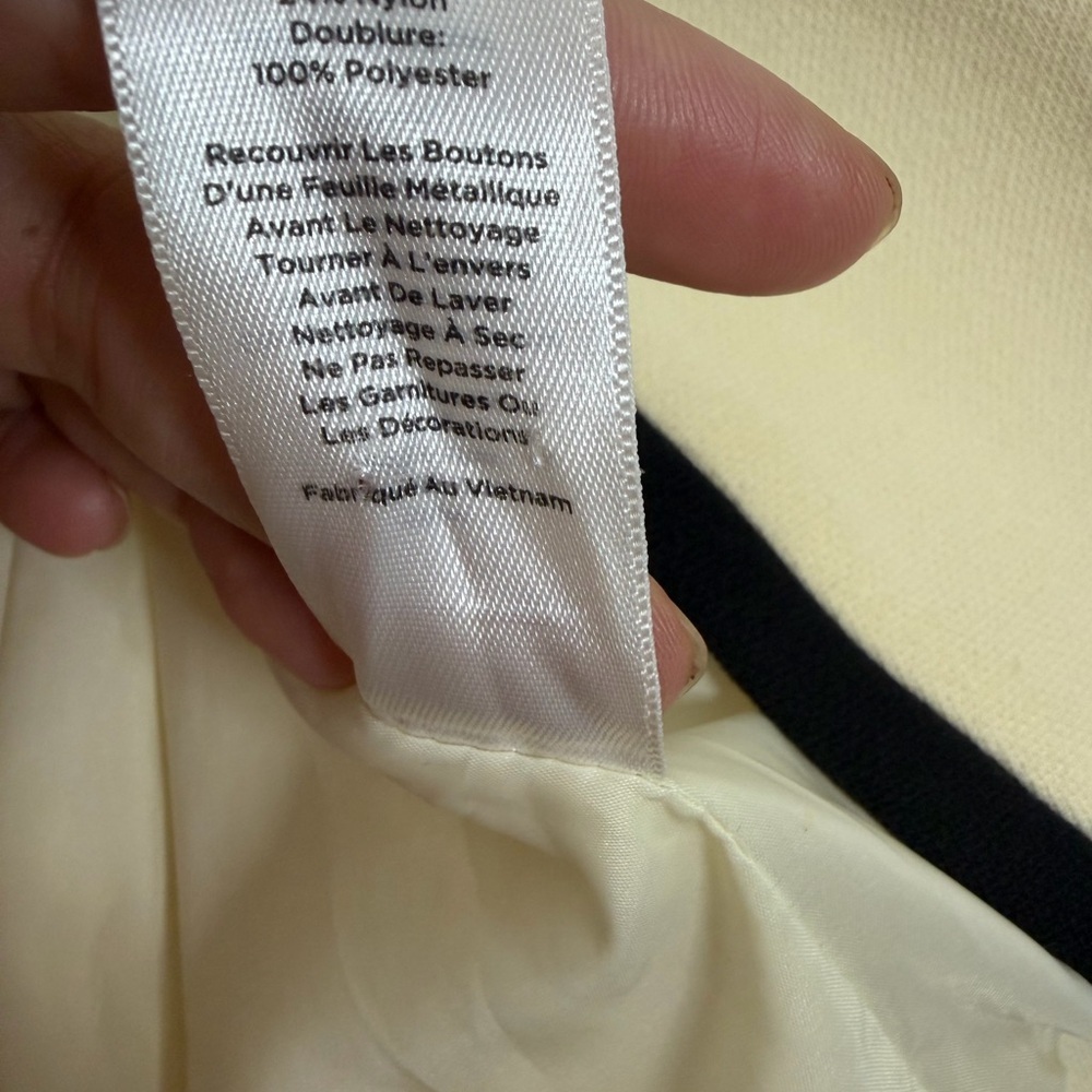 Talbots Aberdeen Cream Blazer with Black Trim - Women's Tailored Jacket size 8P - Picture 9 of 9